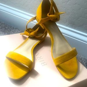 Yellow summer sandal